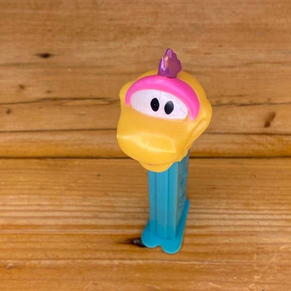 Classic Dino Flintstone (Aqua) Pez Candy Dispenser - Picture 3 of 6